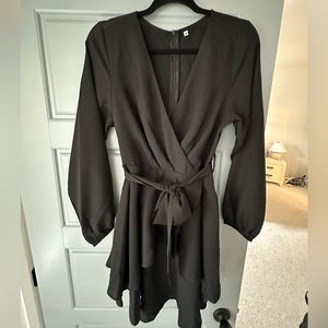 Long sleeve back dress
